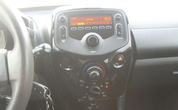 Citroen C1 II Hatchback 5d 1.0 VTi 72KM 2018 Citroen C1 Benzyna 72KM, zdjęcie 17