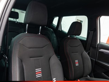 Seat Arona Crossover 1.0 EcoTSI 115KM 2020 SEAT Arona 1.0 TSI FR S&amp;S DSG Suv 115KM 2020, zdjęcie 6