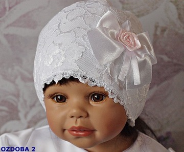 МИЛАЯ БЕЛАЯ ШАПКА ИЗ КРУЖЕВА И ФЛИСА 56