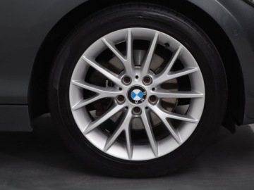 BMW Seria 1 F20-F21 Hatchback 5d 118i 170KM 2011 BMW 1 118i, Skóra, Xenon, Bi-Xenon, Klima, zdjęcie 14