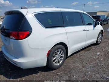 Chrysler Voyager V 2023 Chrysler Voyager LX 2023 3.6l 3.6 Benzyna 287KM, zdjęcie 5