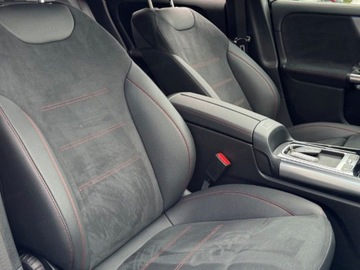 Mercedes GLA II Off-roader Facelifting 2.0 200d 150KM 2025 MERCEDES-BENZ GLA 200 d AMG Line Suv 2.0 (150KM) 2025, zdjęcie 12