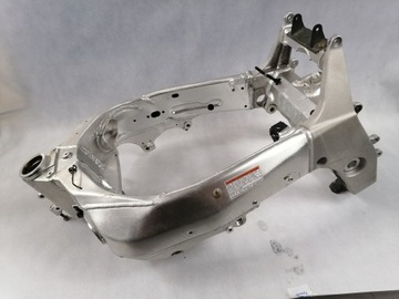 Suzuki GSX-R 1000 K1 K2 Рама документы PL