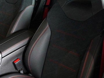 Mercedes Klasa A W177/V177 Hatchback AMG Facelifting 2.0 A35 306KM 2025 MERCEDES-BENZ A Klasa 35 AMG 4-Matic 2.0 (306KM) 2025, zdjęcie 4