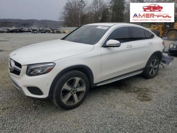 Mercedes GLC C253 2019 Mercedes-Benz GLC 2019, 2.0L, 4x4, od ubezpieczalni 2.0 Benzyna 241KM