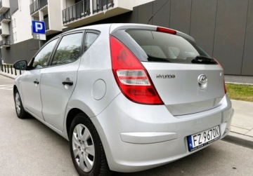 Hyundai i30 I Hatchback 1.4 109KM 2008 Hyundai i30 klima Isofix Warszawa 1.4 Benzyna 109KM, zdjęcie 2