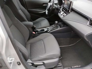 Toyota Corolla XII TS Kombi 1.8 Hybrid 122KM 2021 Toyota Corolla 1.8 Hybrid Comfort Tech Salon PL 1.8 Hybryda 122KM, zdjęcie 13