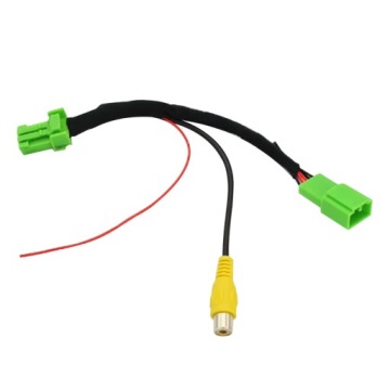 Adaptér Pro Couvací Kameru Rca – Pro Fabyrní Rádio Suzuki (plug&play)