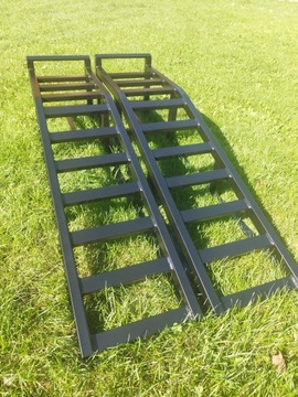 2 подъезда, пандусы, порошковое покрытие СИНИЙ