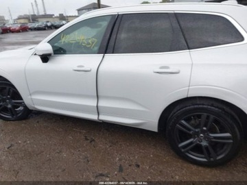 Volvo XC60 II Crossover T5 250KM 2018 Volvo XC 60 T5 momentum 2.0 Benzyna 250KM, zdjęcie 5