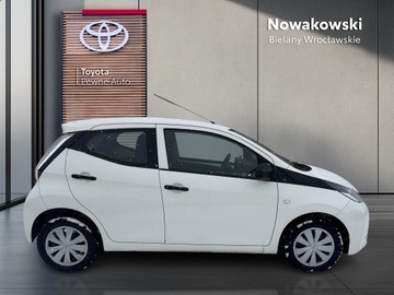 Toyota Aygo II Hatchback 5d 1.0 VVT-i 69KM 2016 Toyota Aygo 1.0 VVT-i X II (2014-) 1.0 VVT-i X, zdjęcie 23