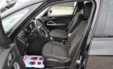 Opel Zafira C Tourer 1.4 Turbo ECOTEC 140KM 2016 Opel Zafira 7 osobowy 1.4 Turbo Benzyna Nawigacja Tempomat Cz. parkowania, zdjęcie 12