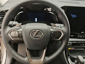 Lexus NX II SUV Facelifting 2.5 350h 200KM 2025 Od ręki - 350h Prestige 2.5 Hybrid AWD 200KM | Podgrzewane fotele!, zdjęcie 8