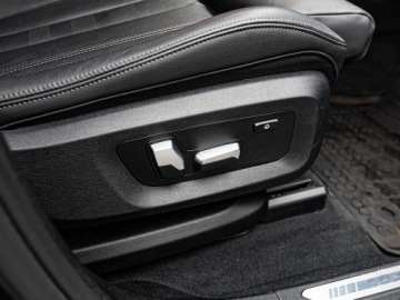 BMW X6 G06 SUV 3.0 30d 286KM 2021 BMW X6 xDrive30d 3.0 Suv 285KM 2021, zdjęcie 9