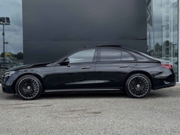 Mercedes Klasa E W214 Sedan 2.0 220d 197KM 2025 E Klasa 220 d 4-Matic AMG 2.0 (197KM) 2025, zdjęcie 1