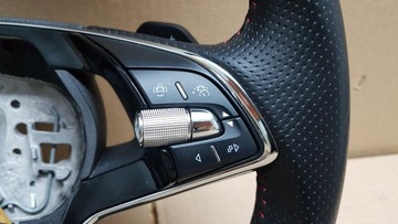 SKODA OCTAVIA IV RS СНЯТИЕ РУЛЕВОГО КОЛЕСА С МУЛЬТИПОДОГРЕВОМ