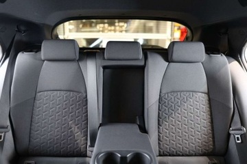 Toyota Corolla XII Hatchback 1.8 Hybrid 122KM 2019 Toyota Corolla 1.8 Hybrid Comfort 1.8 Hybryda 122KM, zdjęcie 13