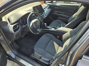 Toyota C-HR I Crossover 1.8 Hybrid 122KM 2018 Toyota C-HR 1,8 Hybryda 122KM automat kamera, zdjęcie 4