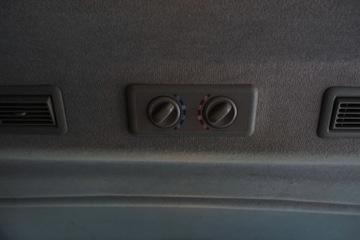 Opel Vivaro B Kombi Extra Long H1 2,9t 1.6 BiTurbo 125KM 2017 Opel Vivaro 9os. Tempomat Ogranicznik predkosci Czujniki parkowania FV, zdjęcie 8