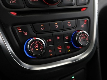 Opel Mokka I SUV 1.6 CDTI Ecotec 136KM 2016 Opel Mokka bi-xenon navi półskóra kamera i, zdjęcie 26