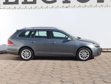 Volkswagen Golf VI Variant 1.6 TDI-CR DPF BlueMotion 105KM 2011 VW Golf 1.6 TDI, Klima, Klimatronic, Tempomat, zdjęcie 5