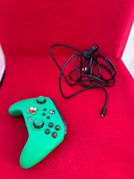 Усовершенствованный проводной контроллер Outlet PowerA для Xbox Series X|S, эргономичный