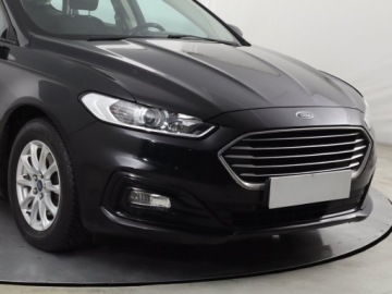 Ford Mondeo V Liftback Facelifting 2.0 EcoBlue 150KM 2019 Ford Mondeo 2.0 EcoBlue, Salon Polska, Klima, zdjęcie 18