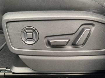 Audi 2026 2.0 (204KM) S Line | Zawieszenie pneumatyczne + Hak, zdjęcie 9