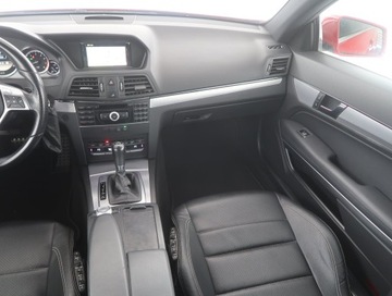 Mercedes Klasa E W212 Coupe 200 CGI BlueEFFICIENCY 184KM 2012 Mercedes E E 200, Salon Polska, Automat, Skóra, zdjęcie 7