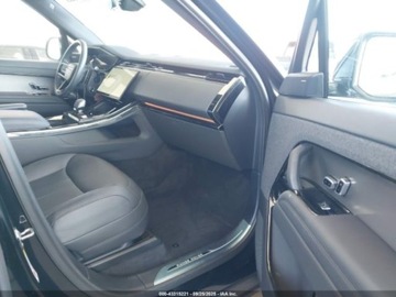 Land Rover Range Rover Sport III 2025 Land Rover Range Rover Sport P530 Dynamic SE 2025 4.4l 4.4 Benzyna 523KM, zdjęcie 9