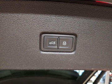 Audi Q8 SUV 3.0 55 TFSI 340KM 2019 Audi Q8 HAK Matrix LED BANG Head-Up Dociagi 3.0 Benzyna 340KM, zdjęcie 34