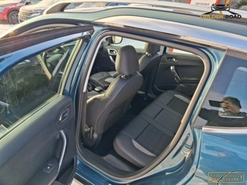 Peugeot 2008 I SUV Facelifting 1.2 PureTech 110KM 2016 Peugeot 2008 1,2 benz . 110 KM panorama navi automat podgrz.fot. alu oplac, zdjęcie 11