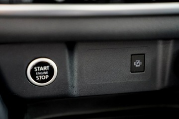 Nissan Qashqai III Crossover 1.3 DIG-T MHEV 158KM 2023 Nissan Qashqai TEKNA+ SKÓRA nawi 4 KAMERY line, zdjęcie 34