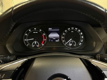 Skoda Octavia IV Liftback 1.5 TSI EVO 150KM 2023 Skoda Octavia Ambition 1.5 TSI 150KM, Salon Polska, zdjęcie 28