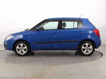 Skoda Fabia II Hatchback 1.2 i HTP 12V 70KM 2009 Skoda Fabia 1.2 12V, Klima, Tempomat, zdjęcie 2