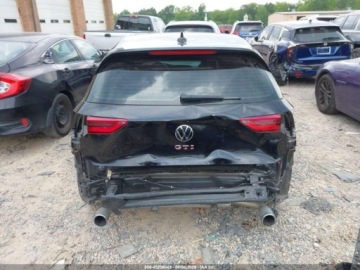 Volkswagen Golf VIII 2023 Volkswagen Golf 2.0t Se 2023 2.0 Benzyna 241KM, zdjęcie 3