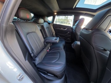 Maserati Levante 3.0 V6 GDI 350KM 2023 MASERATI LEVANTE GT Ultima V6 3.0l 350KM (Ferrari F160 Przebieg:16,151km, zdjęcie 32