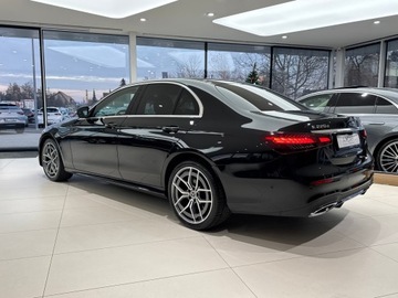 Mercedes Klasa E W213 Limuzyna 2.0 220d 194KM 2020 Mercedes-Benz E 220 AMG / Avantgarde / Ambiente /, zdjęcie 1
