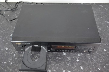 CD-ПЛЕЕР ONKYO DX-7210 CHANCE черный