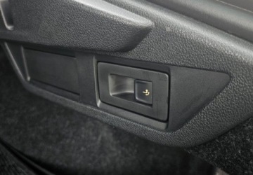 Skoda Octavia IV Liftback 1.5 TSI EVO 150KM 2023 Skoda Octavia Top LED Matrix - Aktywny Tempomat - Czujniki - Kamera - HAK, zdjęcie 9