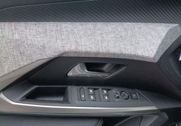 Peugeot 5008 II Crossover Facelifting 1.2 Hybrid 136KM 2024 Peugeot 5008 mHEV Allure e-DCS6 od RiA 1.2 Hybryda 136KM, zdjęcie 12