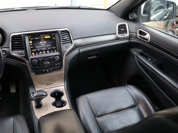 Jeep Grand Cherokee IV Terenowy Facelifting 3.0 V6 CRD 250KM 2015 Jeep Grand Cherokee 3.0 CRD, Salon Polska, 246 KM, zdjęcie 7