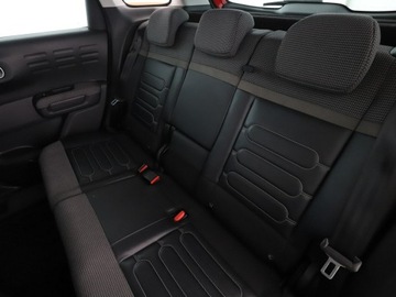 Citroen C3 Aircross  I Crossover 1.2 PureTech 110KM 2018 Citroen C3 Aircross 1.2 PureTech Shine Nawigacja, zdjęcie 16