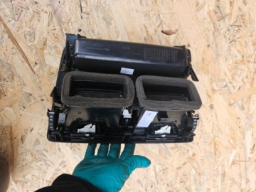 РЕШЕТКА ВОЗДУХОЗАБОРНИКА SKODA OCTAVIA II ЦЕНТРАЛЬНАЯ 1Z0820951