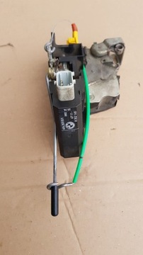 BMW 5 E39 ZÁMEK DVEŘE PRAVÝ ZADNÍ