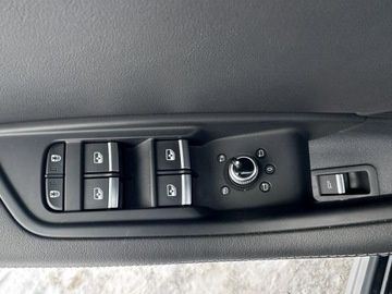 Audi A4 B9 Allroad Quattro Facelifting 2.0 45 TFSI 265KM 2023 Audi A4 Allroad Quattro|Szklany dach|Kamery 360|, zdjęcie 27