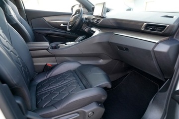 Peugeot 5008 II Crossover Facelifting 1.6 PureTech 180KM 2023 Peugeot 5008 GT kamera Skora adc NawI, zdjęcie 21