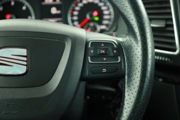 Seat Alhambra II (7N) Van 2.0 TDI 140KM 2013 Seat Alhambra 2.0 TDI, DSG, 7 miejsc, Xenon, zdjęcie 17