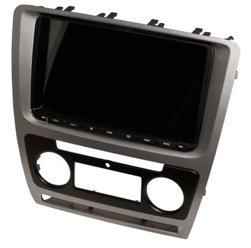 Маскирующая рамка на магнитолу Skoda Octavia 2010 г.в.