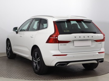 Volvo XC60 II Crossover D4 190KM 2018 Volvo XC60 D4, Salon Polska, Serwis ASO, 187 KM, zdjęcie 3
